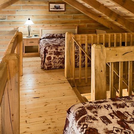 Rock Crest Lodge & Cabins Custer Exteriör bild