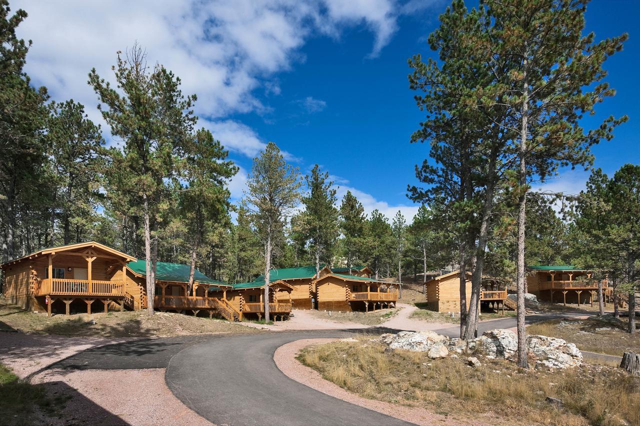 Rock Crest Lodge & Cabins Custer Exteriör bild