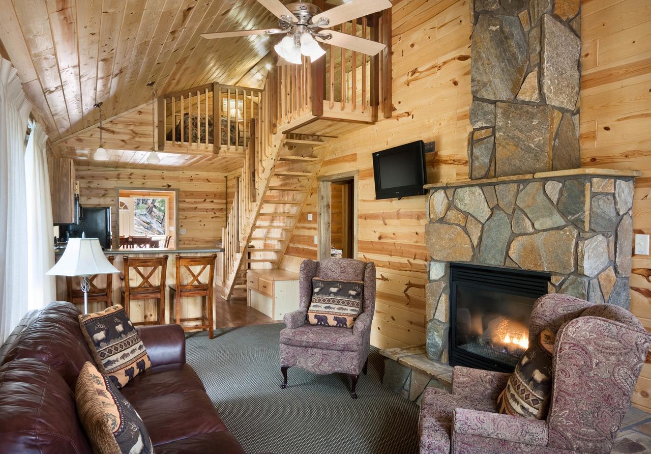 Rock Crest Lodge & Cabins Custer Exteriör bild