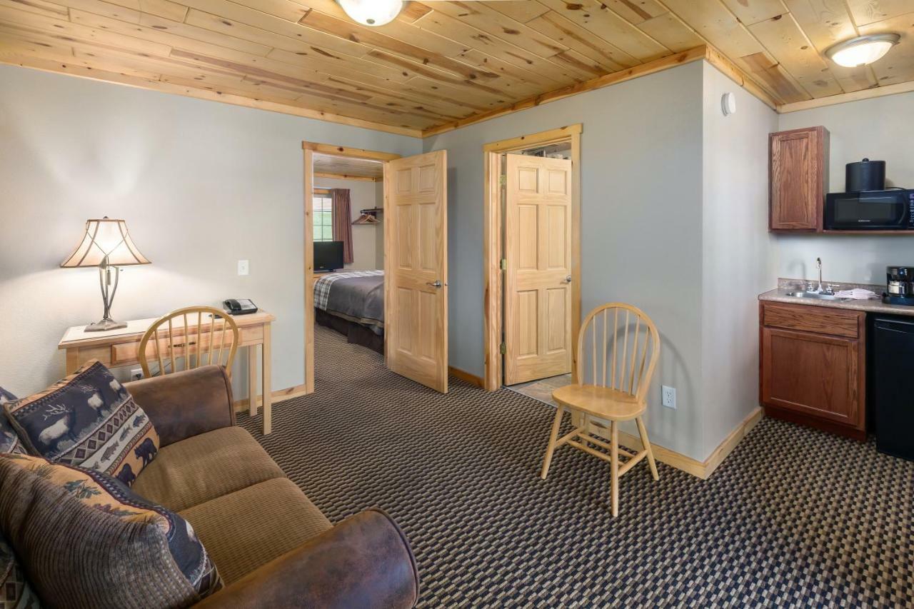 Rock Crest Lodge & Cabins Custer Exteriör bild