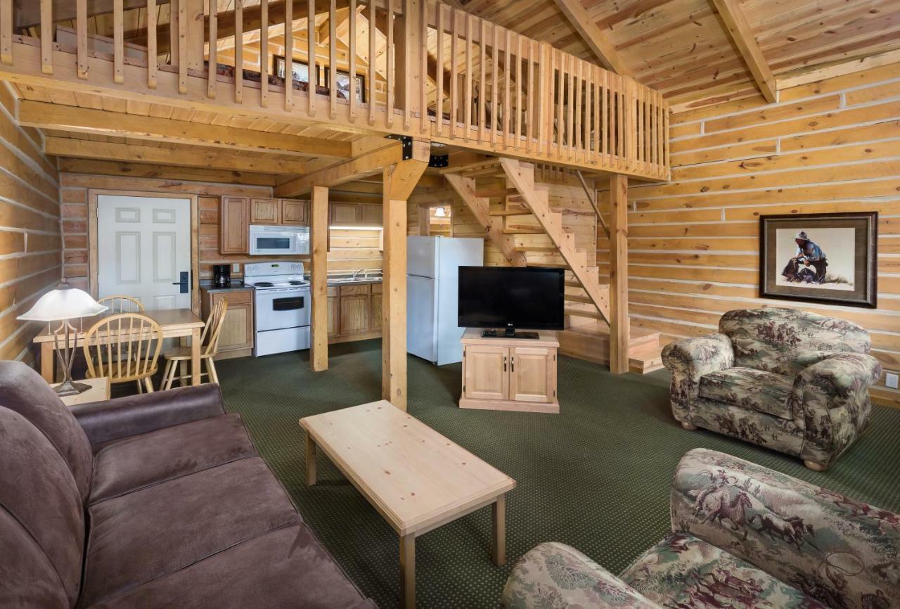 Rock Crest Lodge & Cabins Custer Exteriör bild